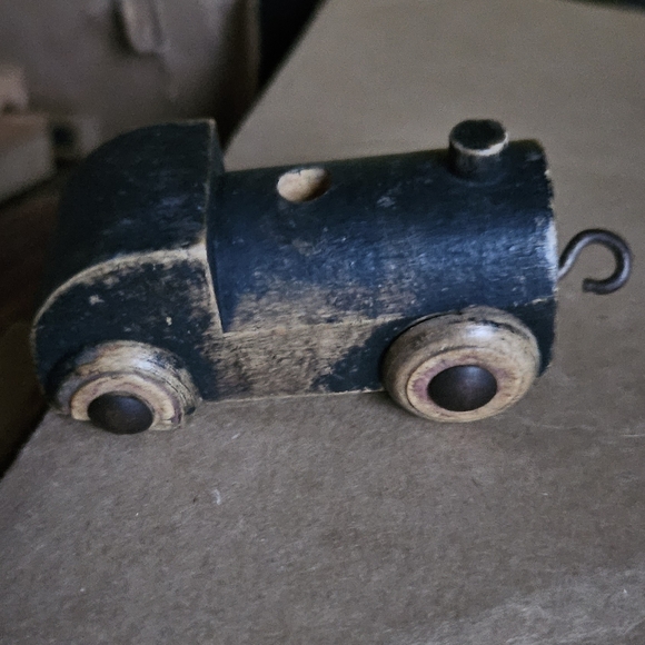 Vintage wooden train set - Picture 3 of 3